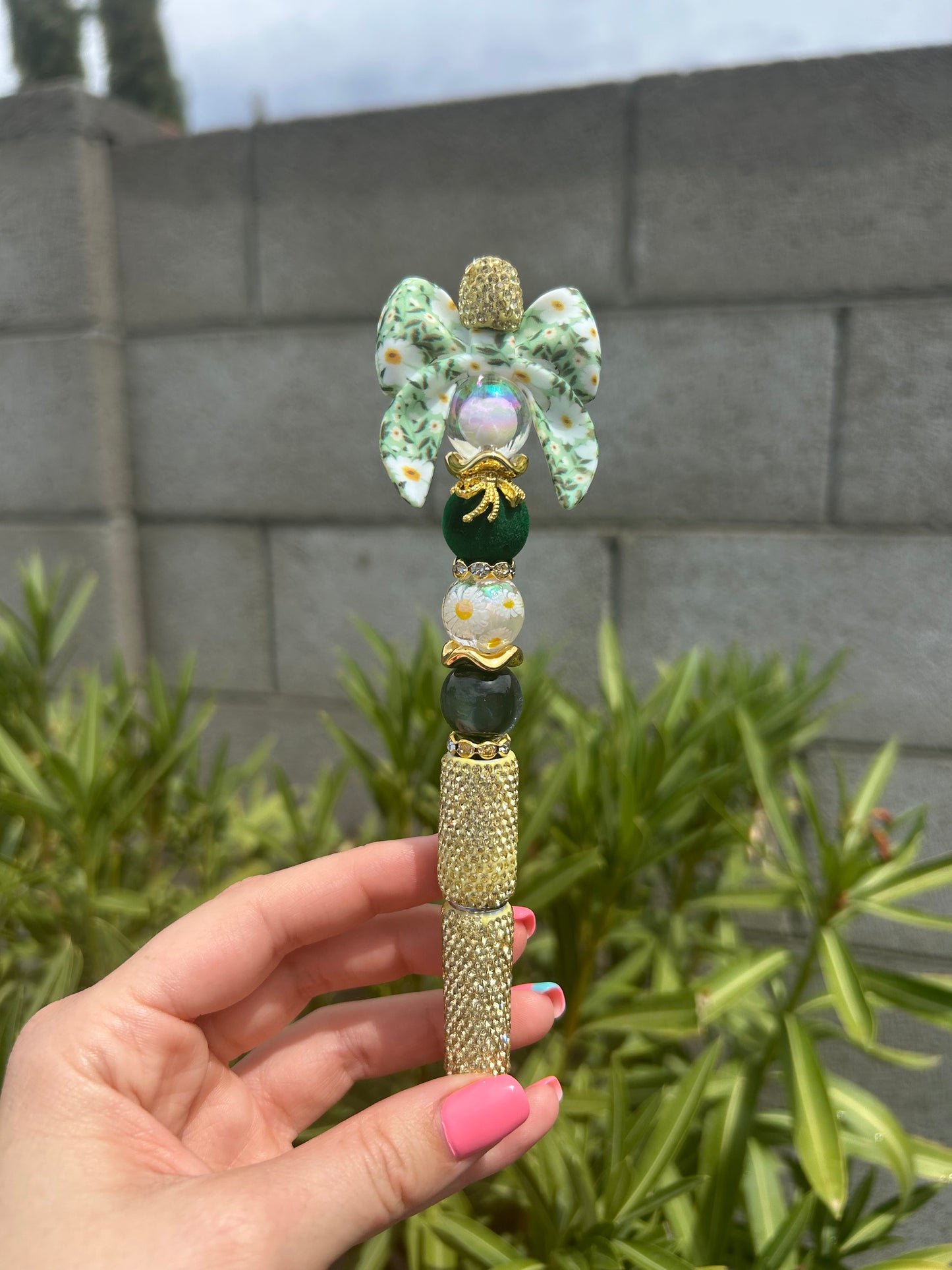 Green & Flowers