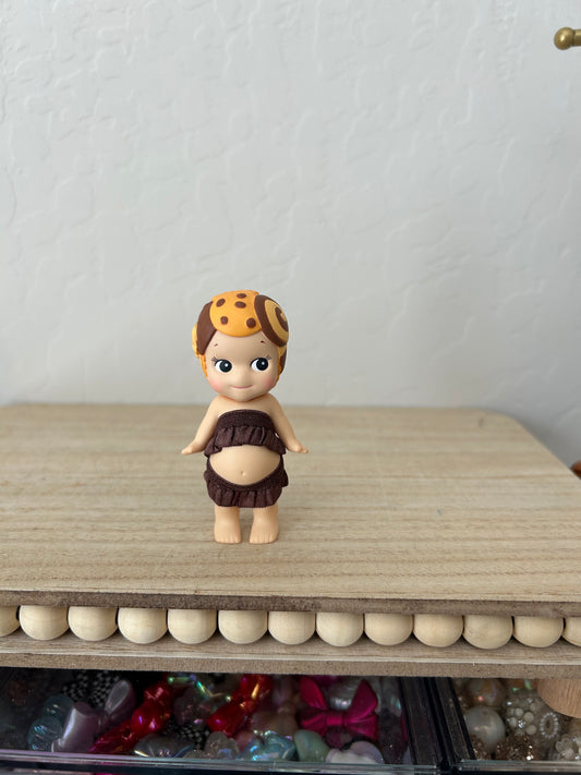 Cookie with Outfit
